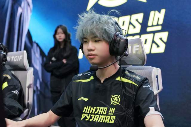 九游体育-Rookie连续十五场比赛得分超过逆转，日本队挑战极限！的简单介绍