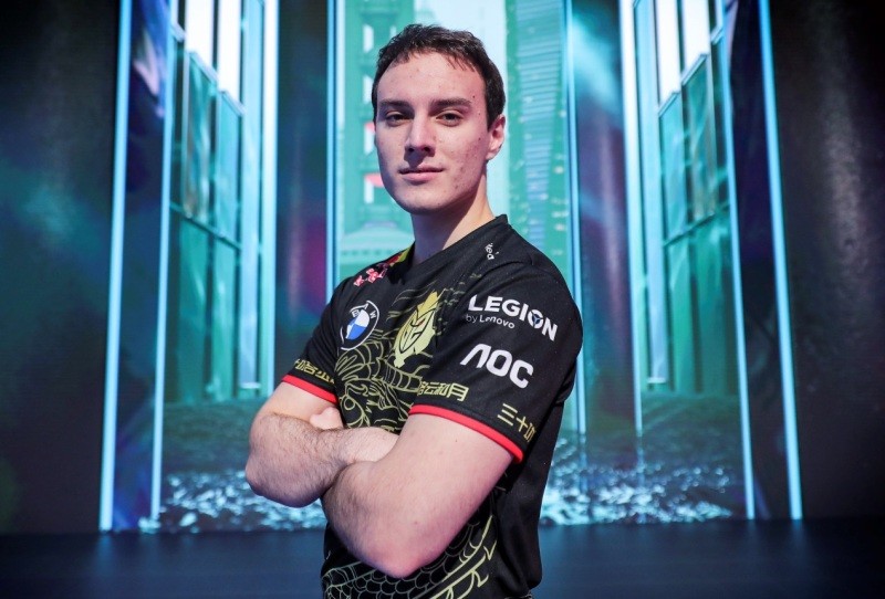 Jiuyou-Rookie在C9比赛中回归赛场，绝杀引发热议！的简单介绍